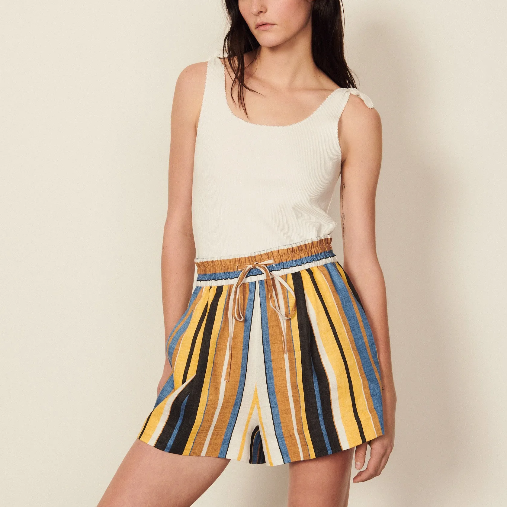 Short rayé en lin