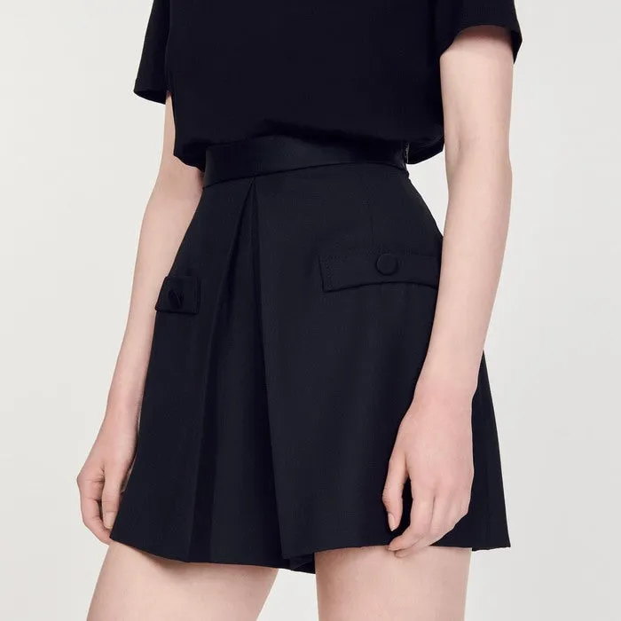 Short taille haute avec boutons